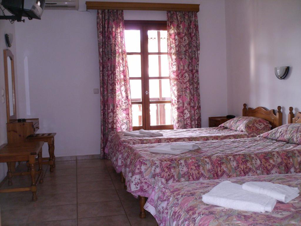 Golden Hotel