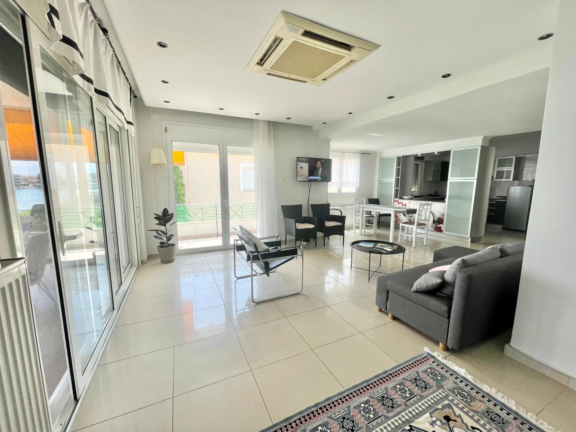 Golden Coast Panagias Apartment Volos