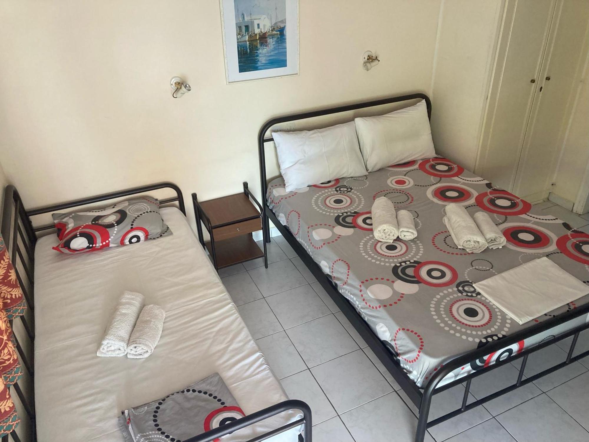 Polyxenis Aparthotel 3*