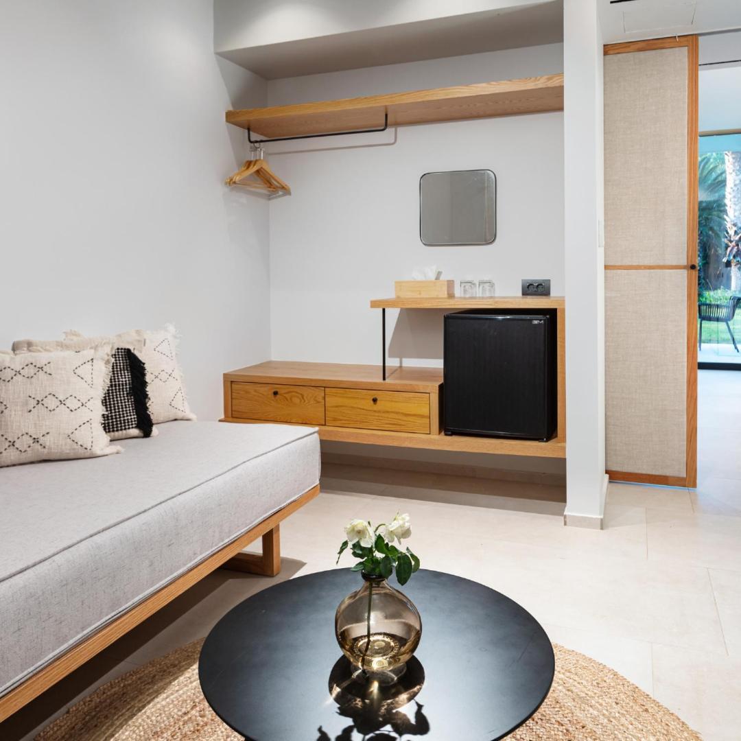 Caravia Resort