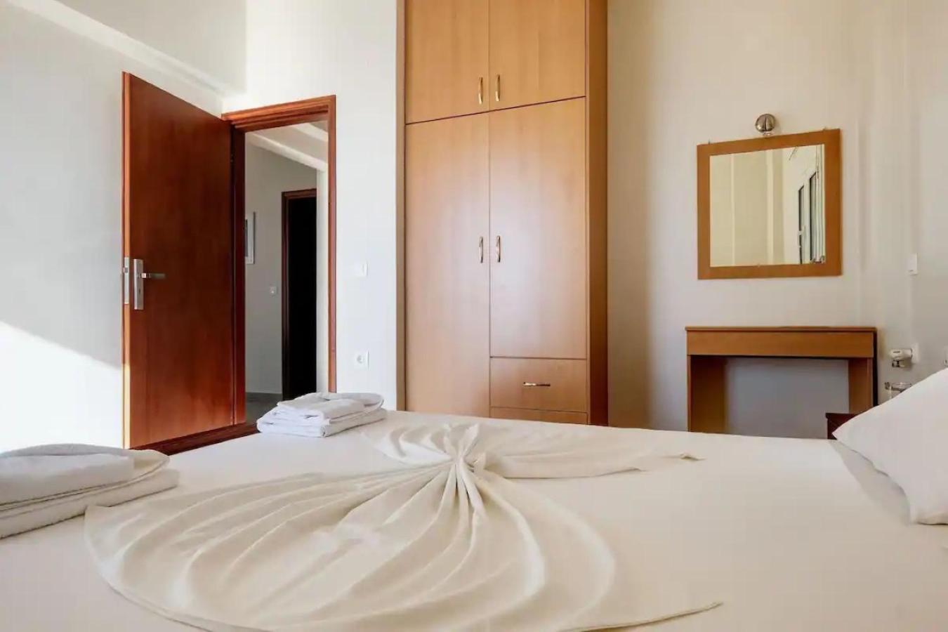 Kleio Apartment