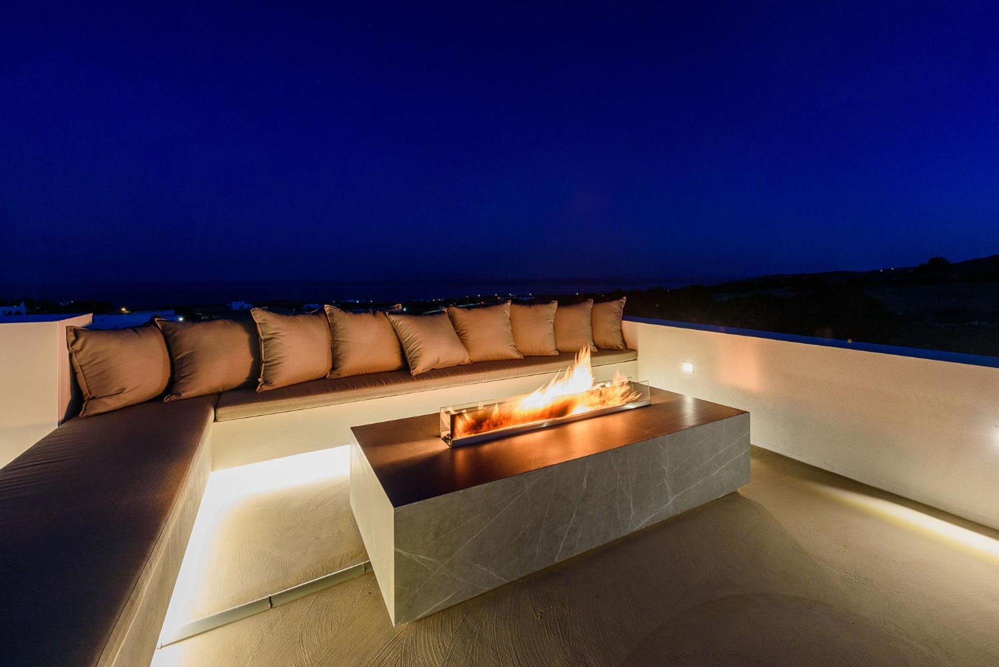 Villa Solevara - Luxury With Infinity Pool, Jacuzzi, Cinema & Luxury Amenities Aspro Chorio