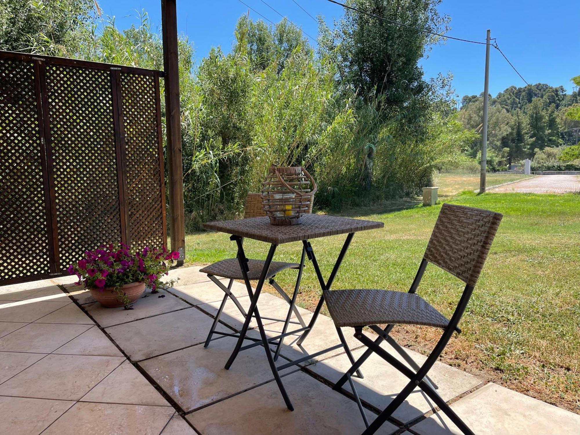 Holiday home 7 Person Neos Marmaras Front *