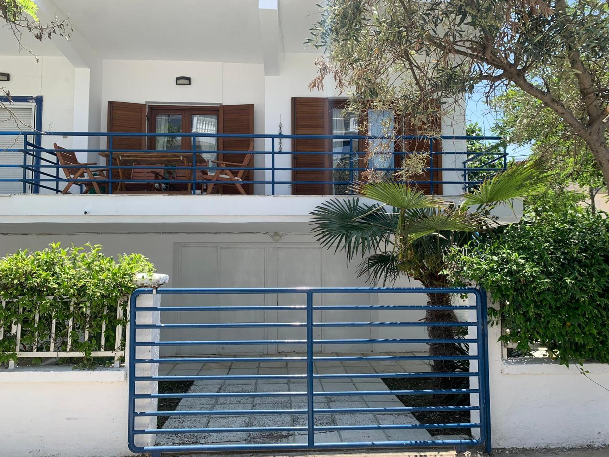 Blue Maison