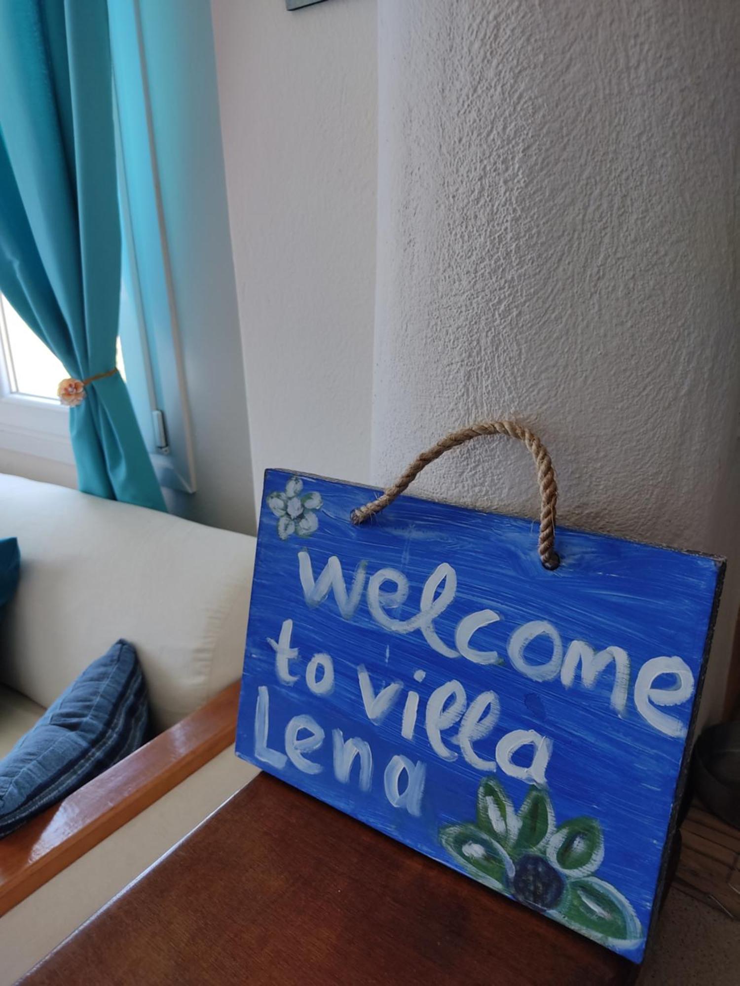 Lena Country house