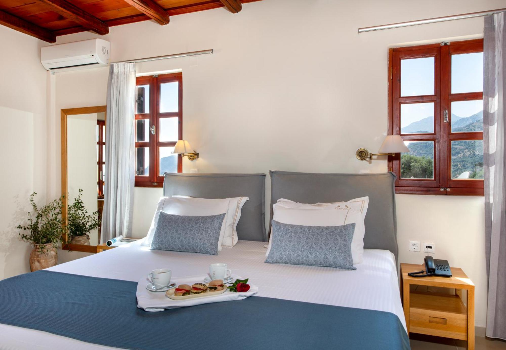 Hotel Stefanos Village Mirthios (Agios Vasileios)