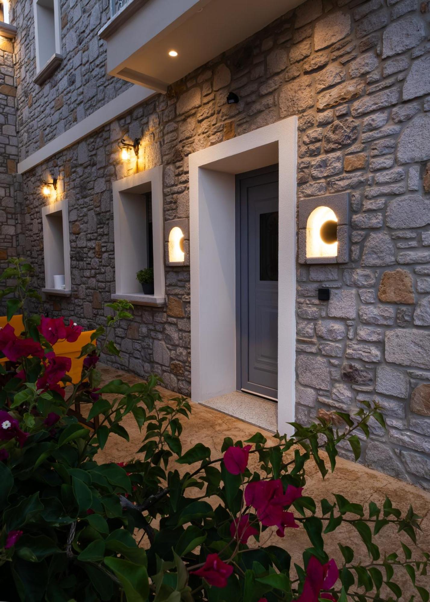 Apartment Zeus & Emmanuil Luxury Myrina