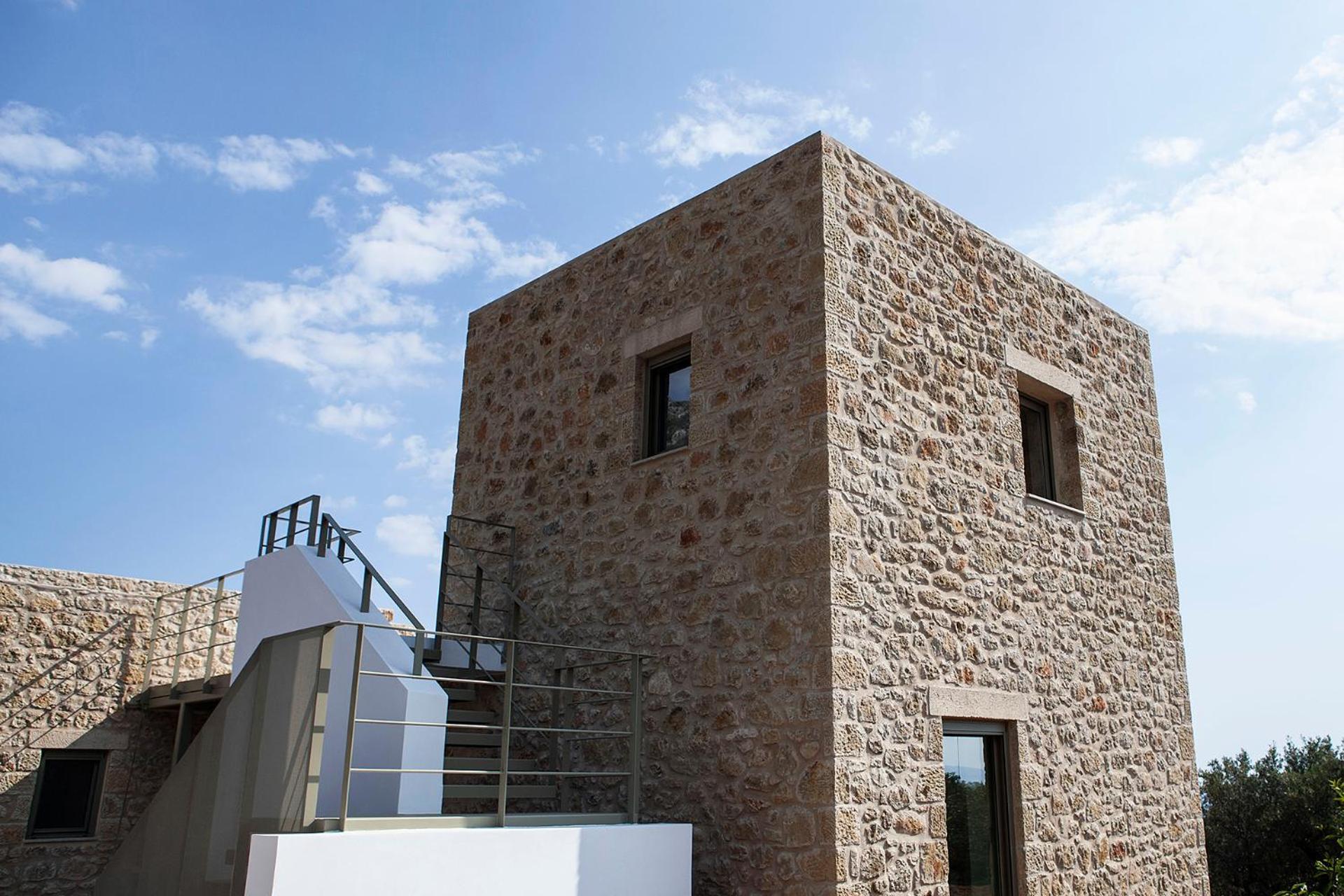 Riverstone With Private Pools Villa *