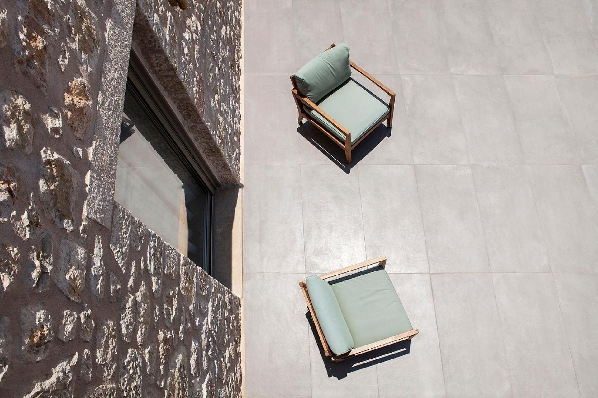 Riverstone With Private Pools