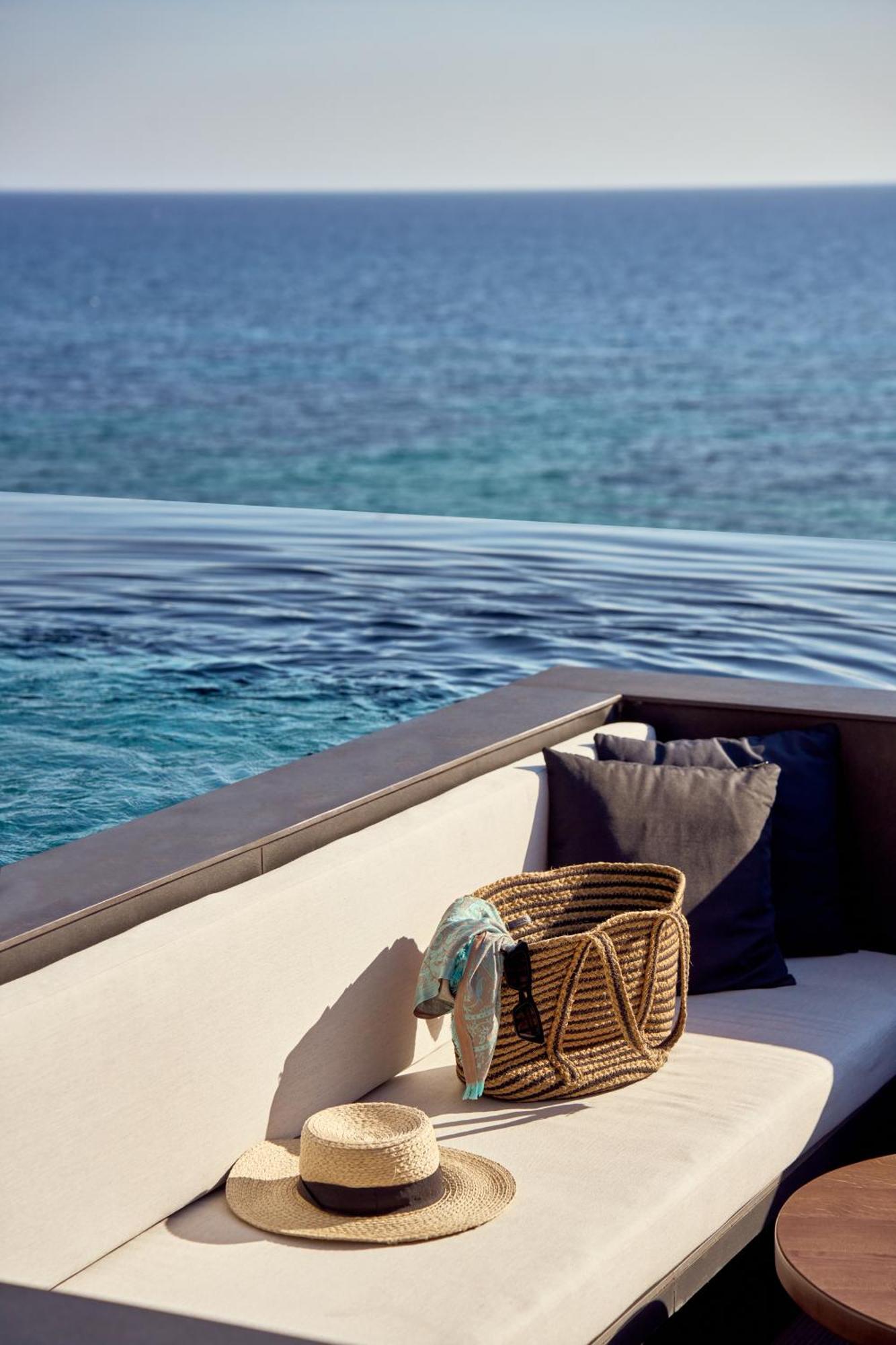 Sea Zante Luxury Beachfront Retreat 5* Tragaki