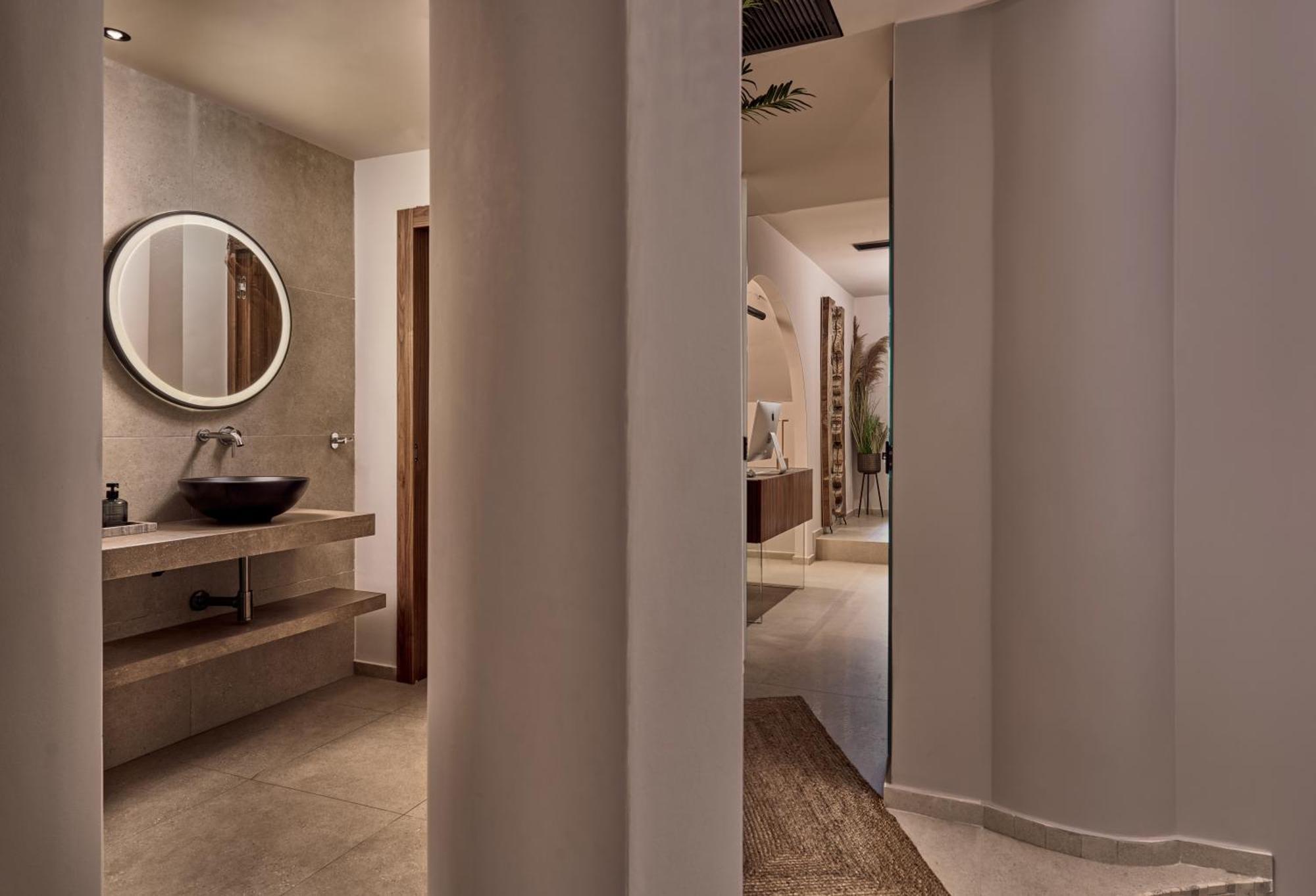 Sea Zante Luxury Beachfront Retreat 5*