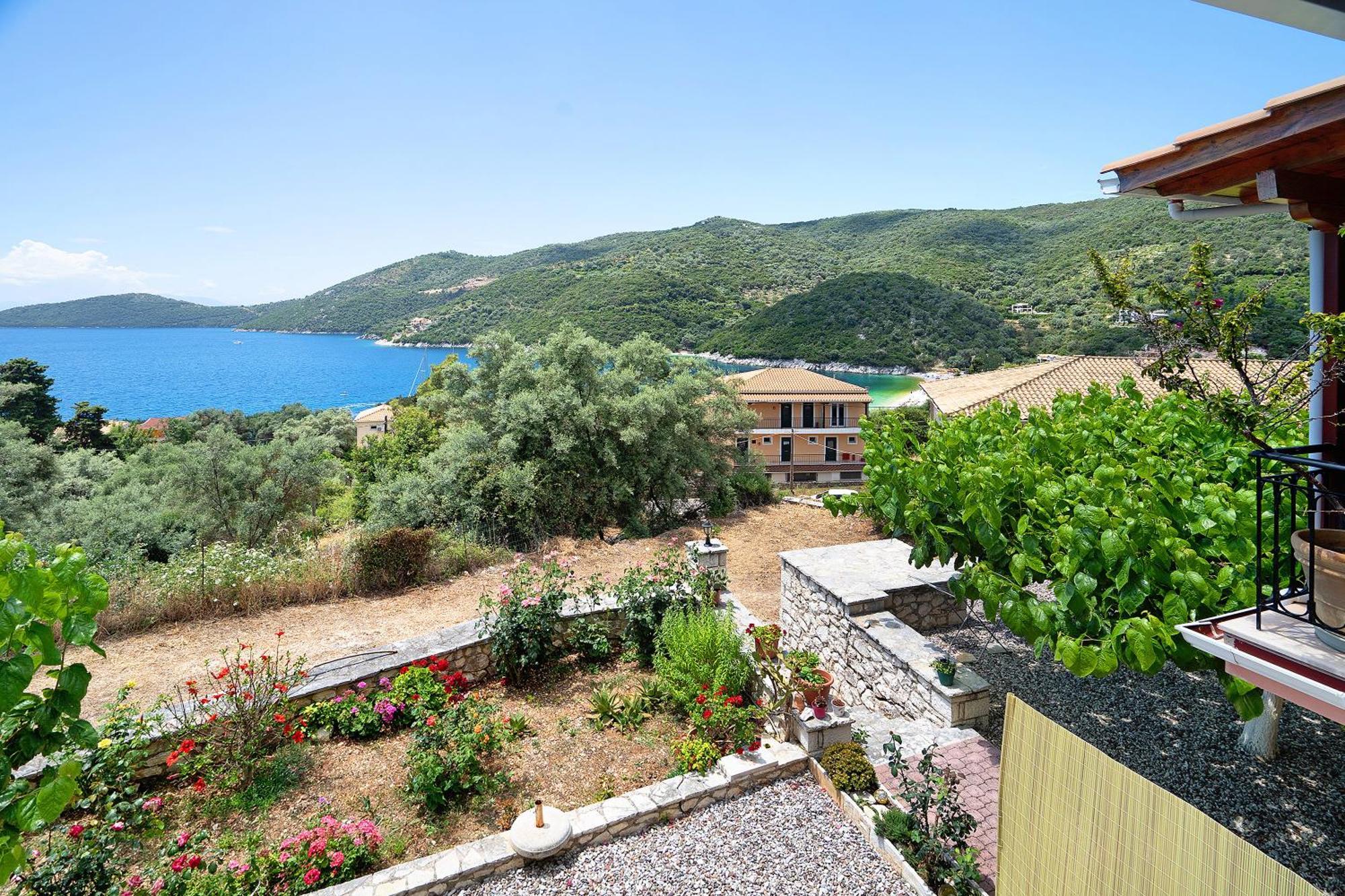 Vardia B Apartment Mikros Gialos