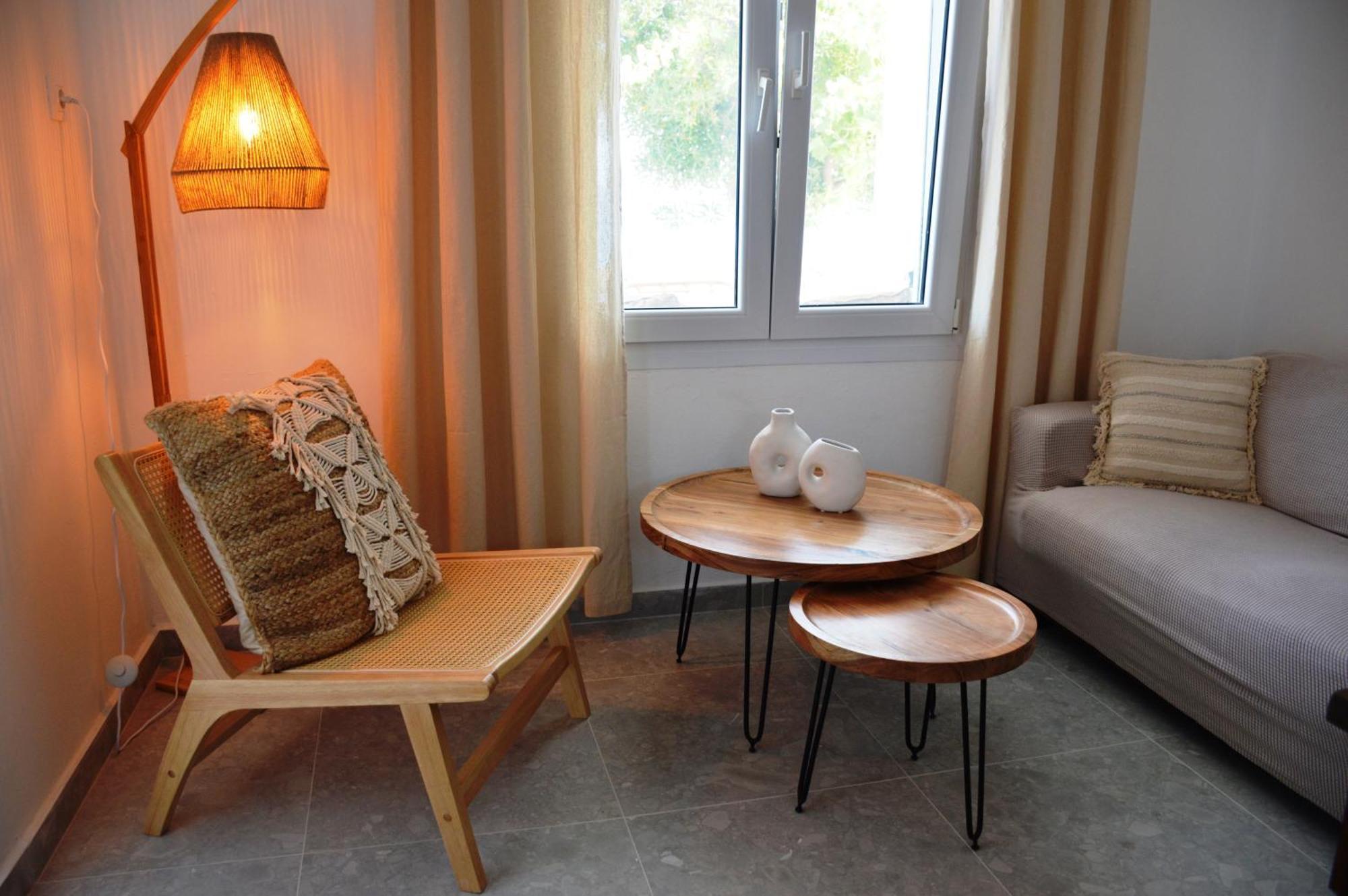 Summer Apartment Provatas
