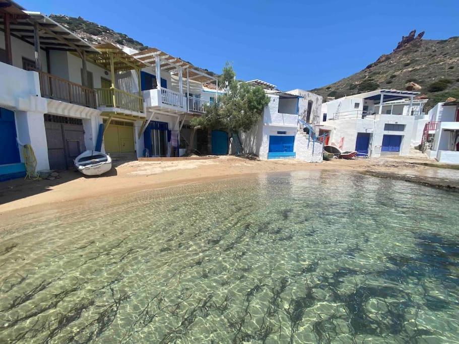 Casa Del Mar Milos Holiday home Plaka (Milos)