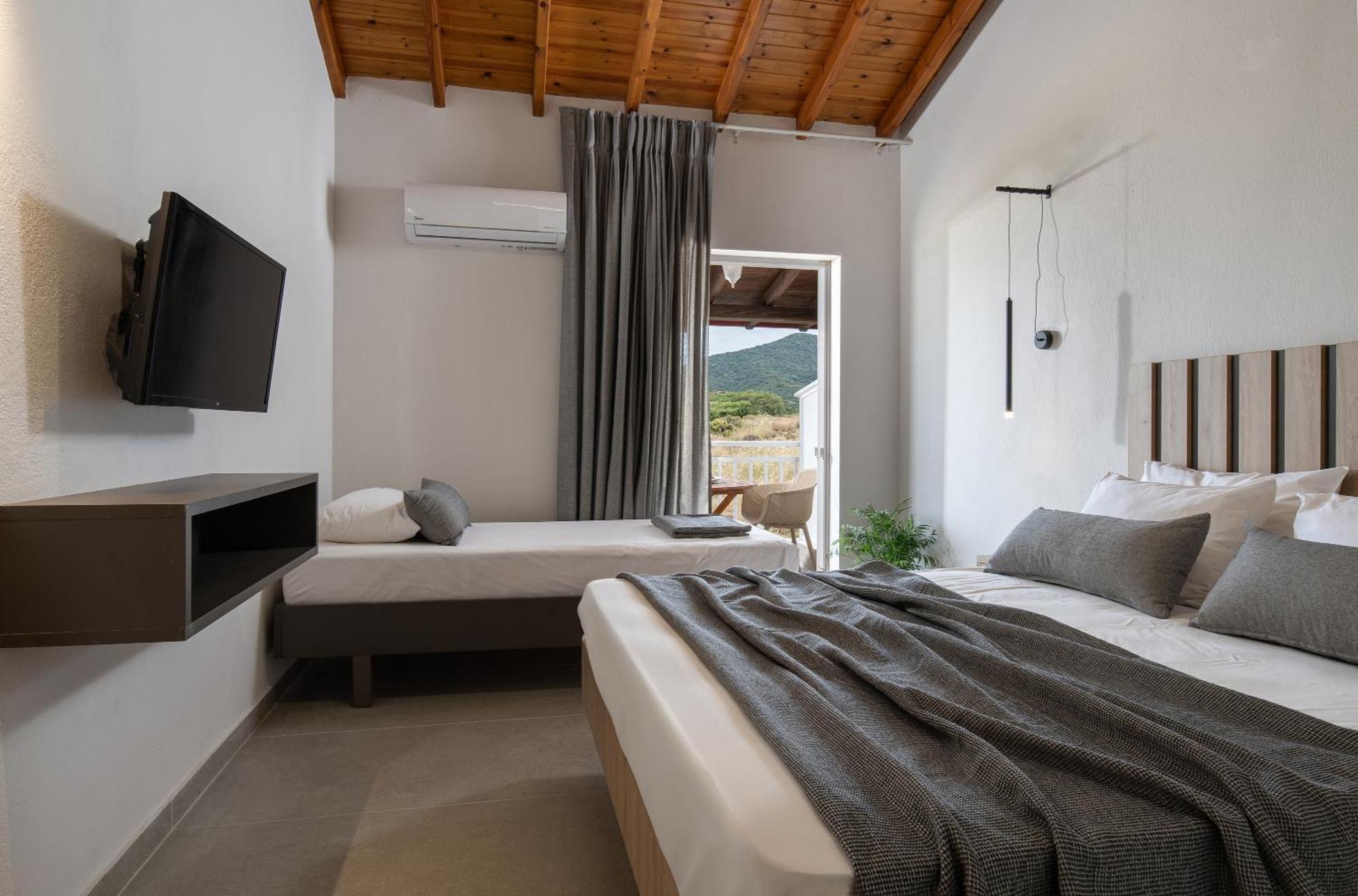 Erifili At & Apartment Sarti