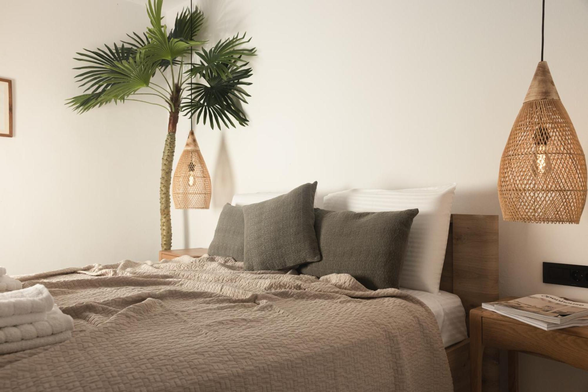 5, Unique Location - Sea View Apartment