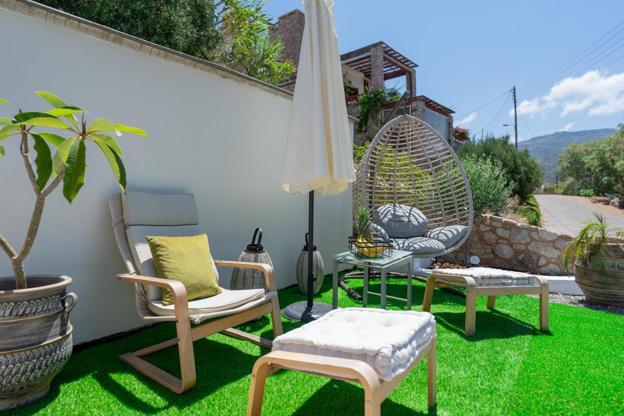 Rock And Sea View House Sitia (Crete)