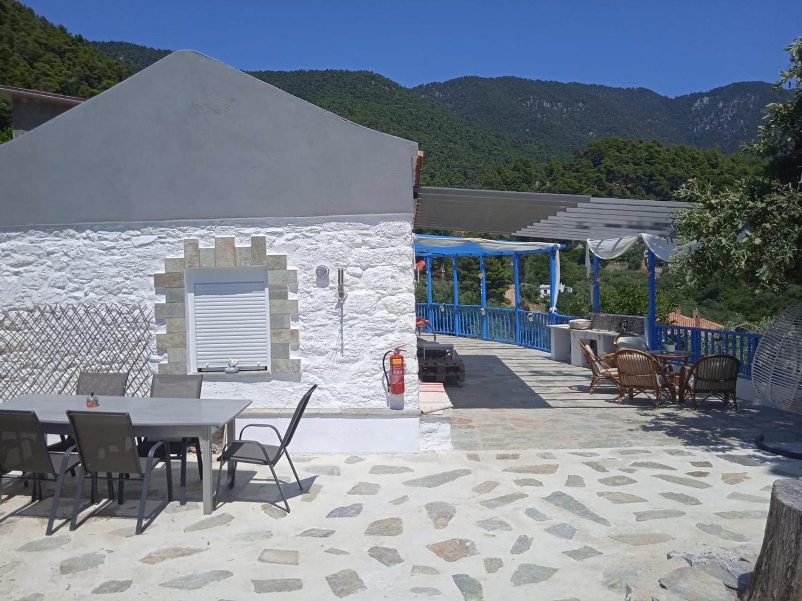 Crystal Villa *