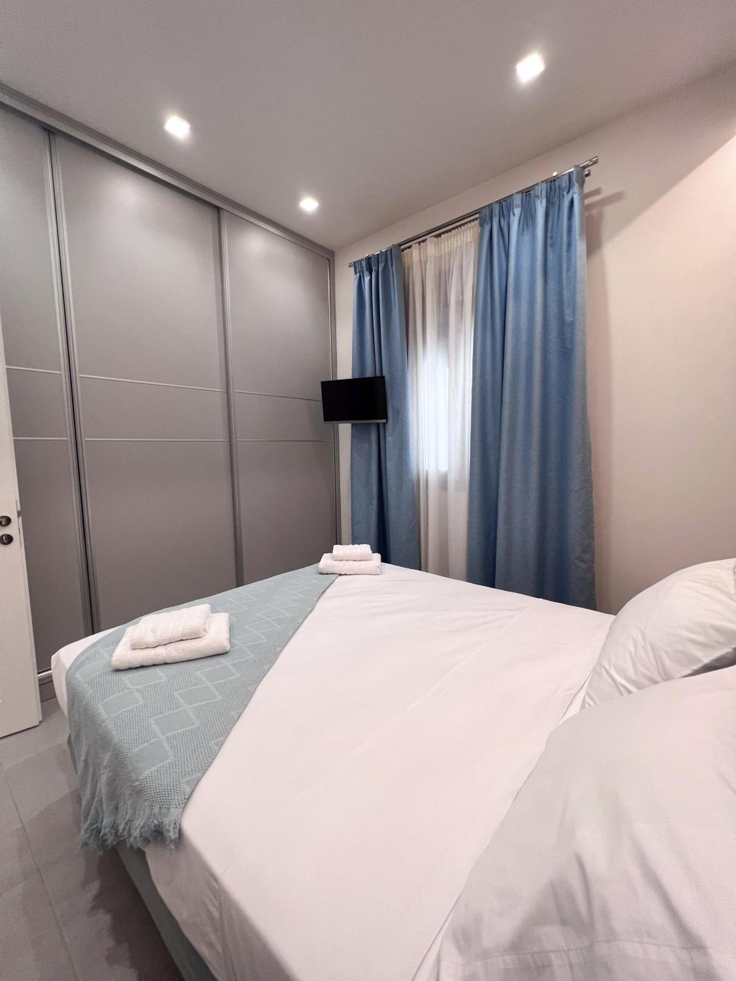 Apartment Zeus & Emmanuil Luxury Myrina