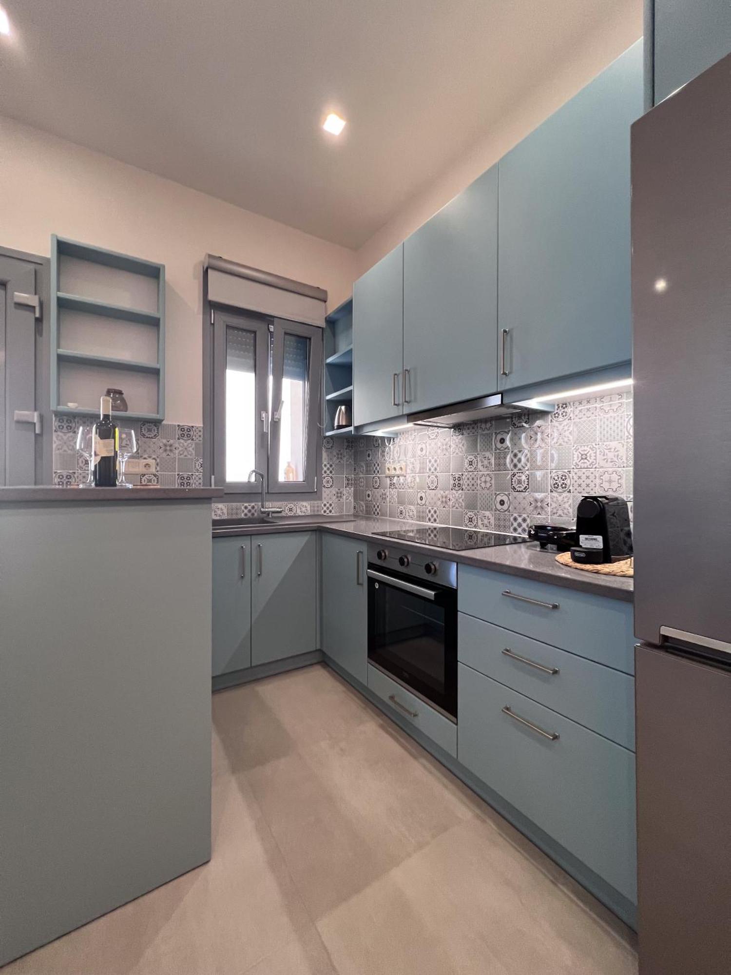 Zeus & Emmanuil Luxury Apartment