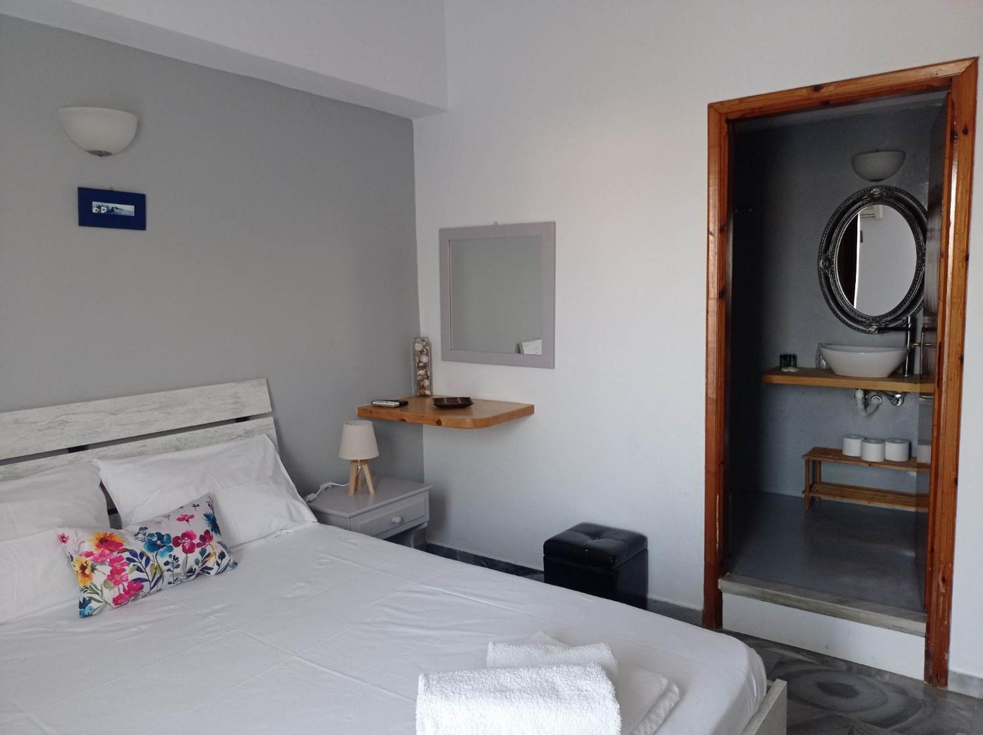 Guest house Kantouni By The Sea *