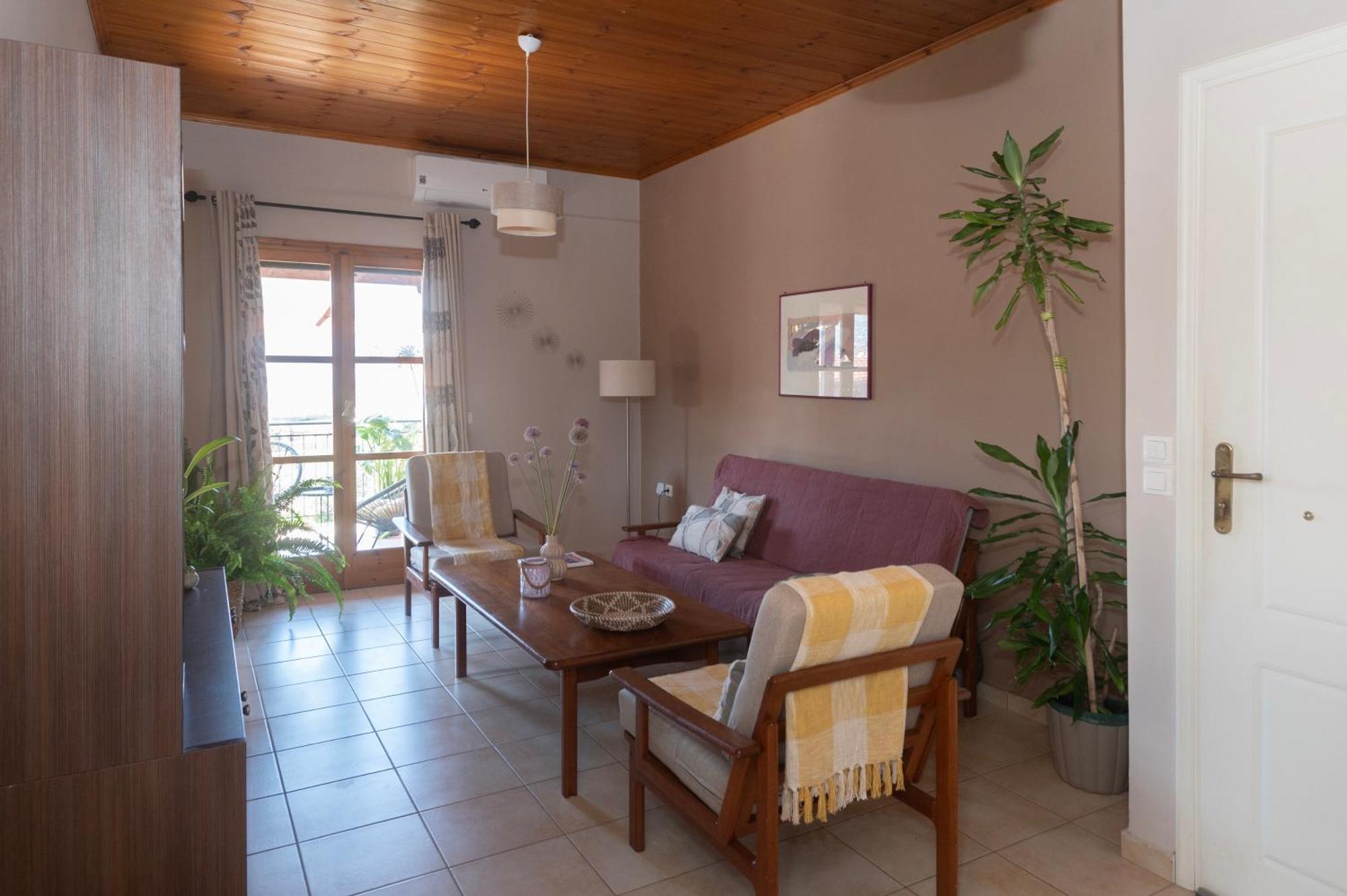 Dionphaie - διόνφαιη Apartment Pylos