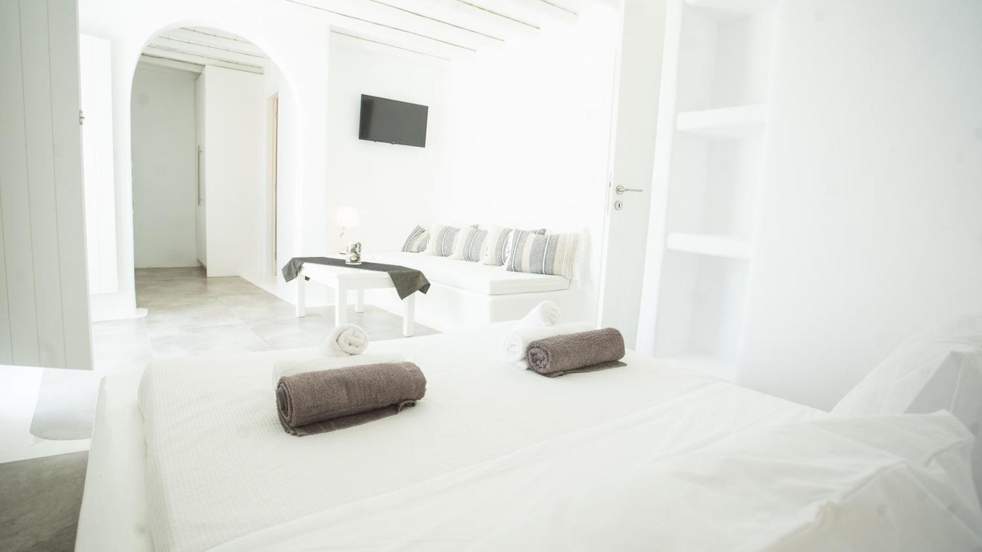 Elia Spirit And By Live&travel * Elia (Mykonos)