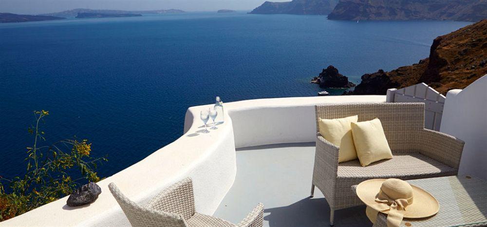 Liakada * Oia (Santorini)