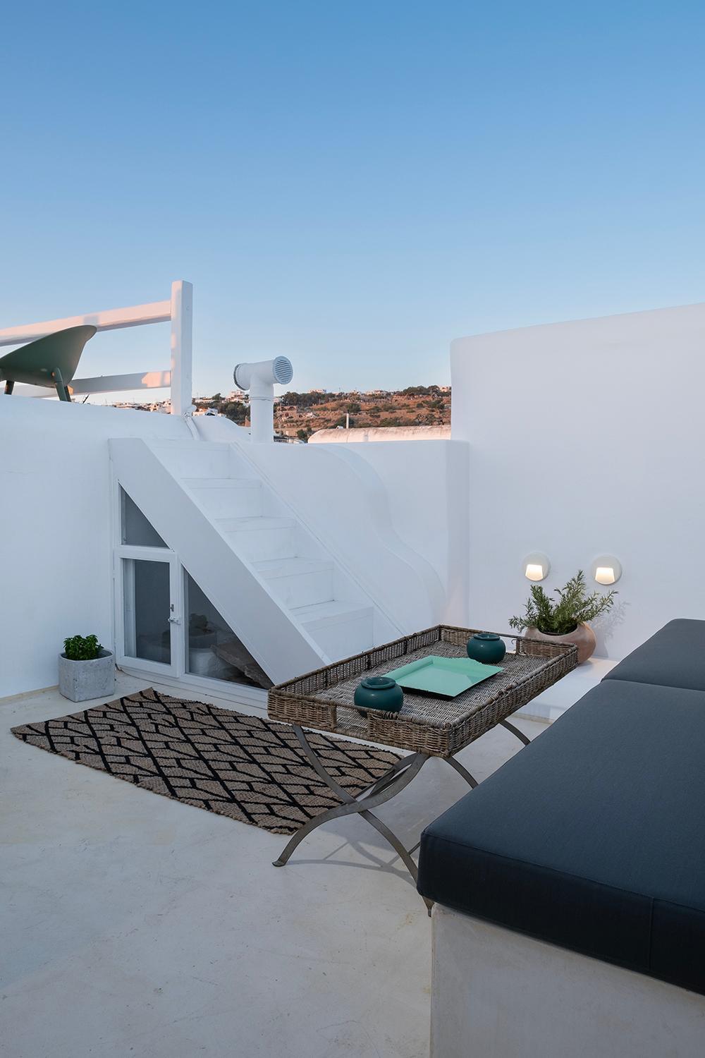 Apartment Secret Khora *