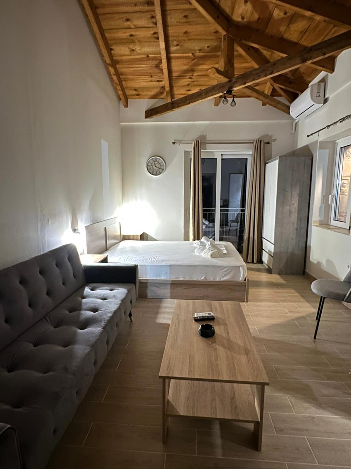 Lithino Apartment