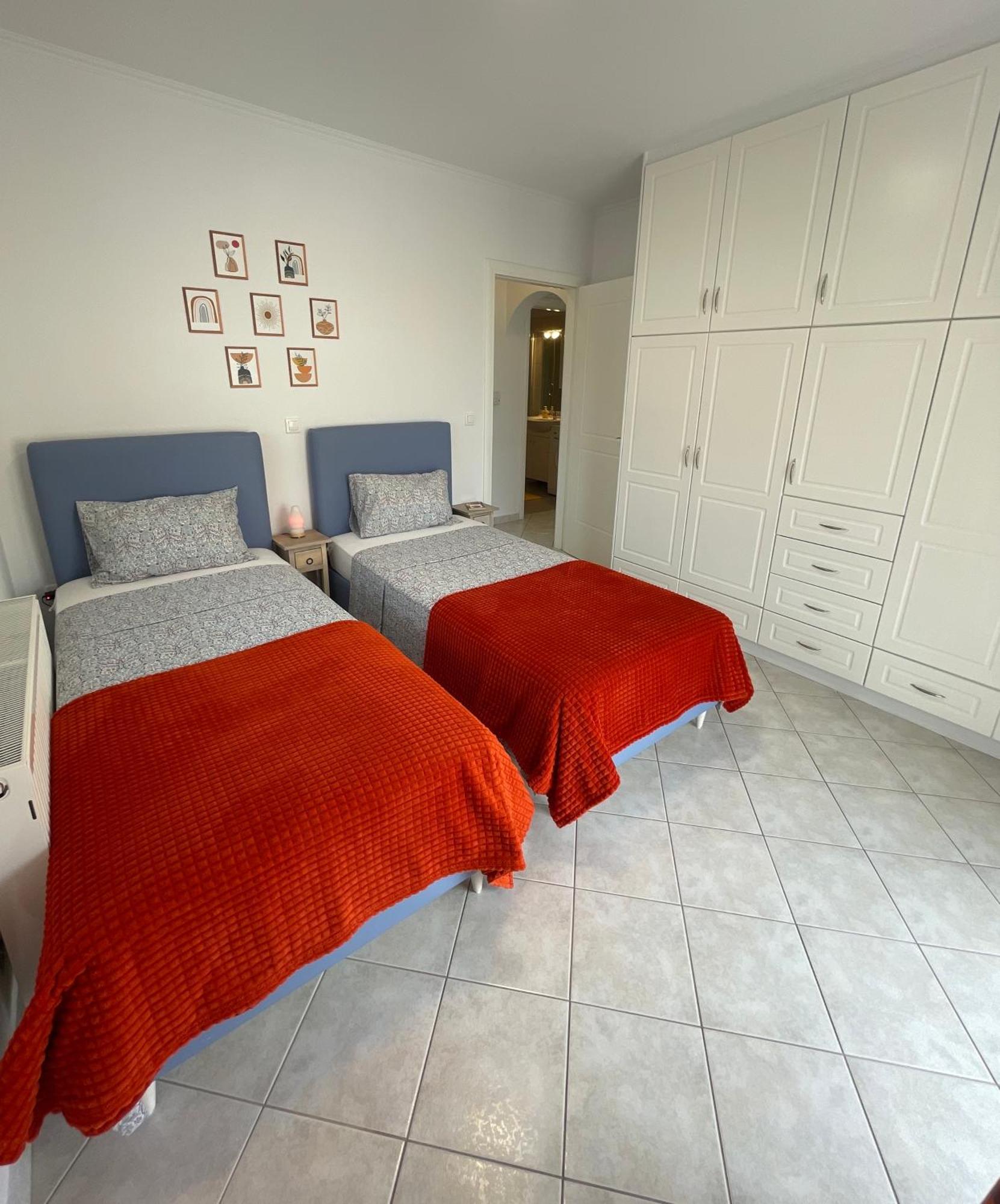 Pearl Of Paralia Apartment