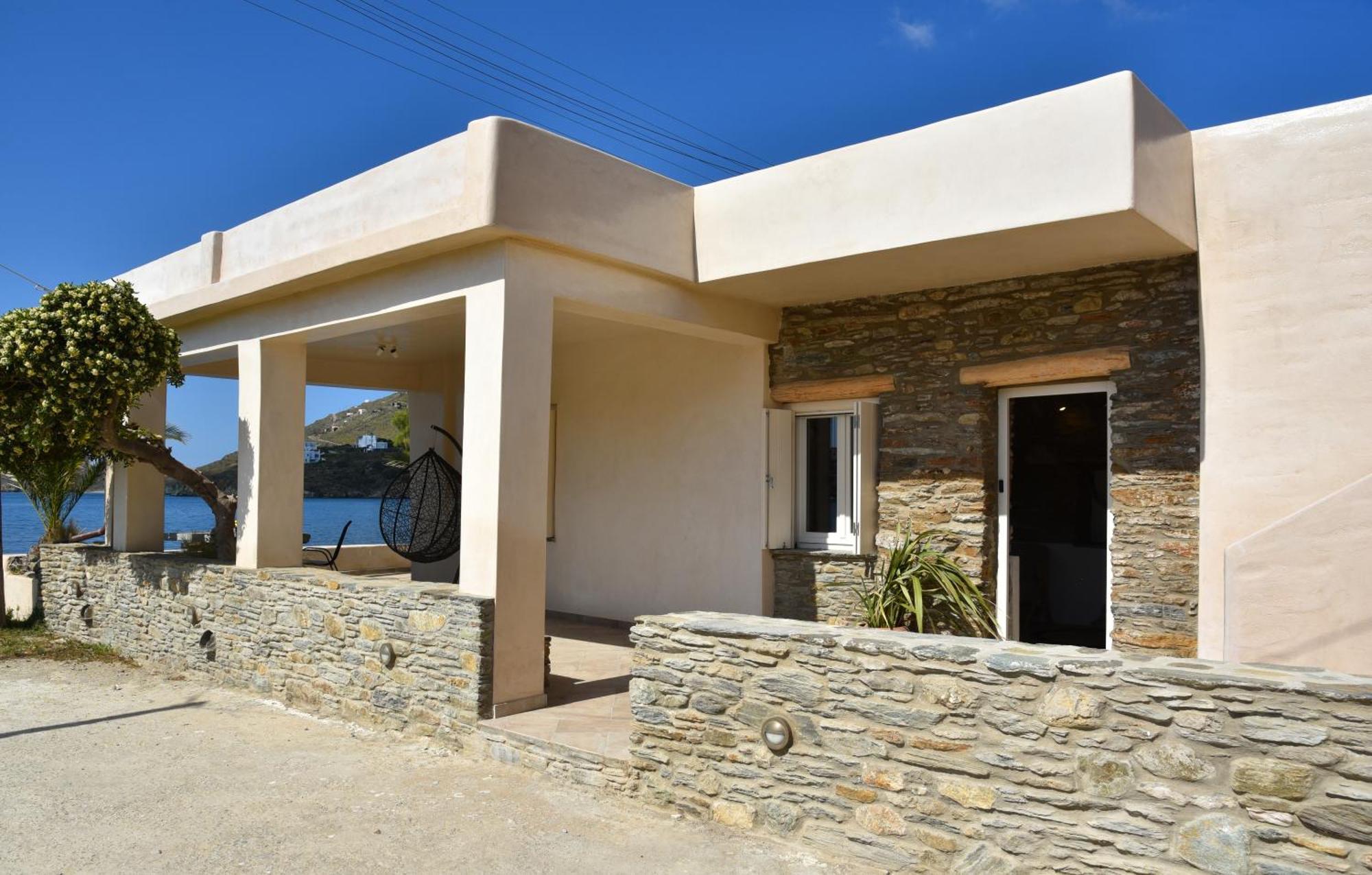 Sea Senses Andros - A Beachfront Retreat Apartment Gavrio