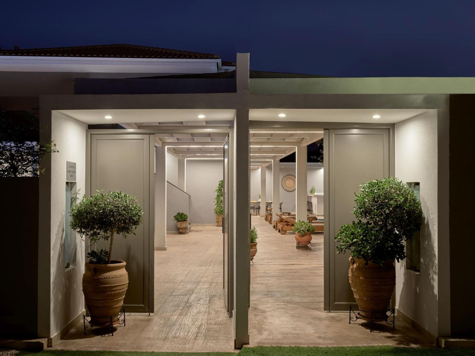 Jasmine With Private Pool Apartment *