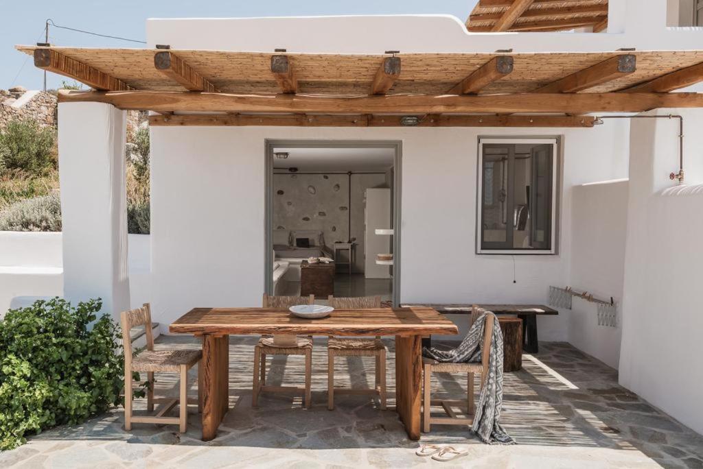Mousa Villa Mikri Vigla
