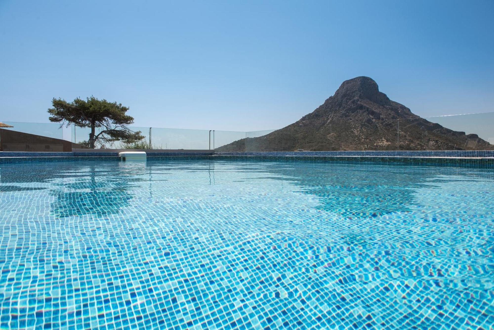 Carian 4*