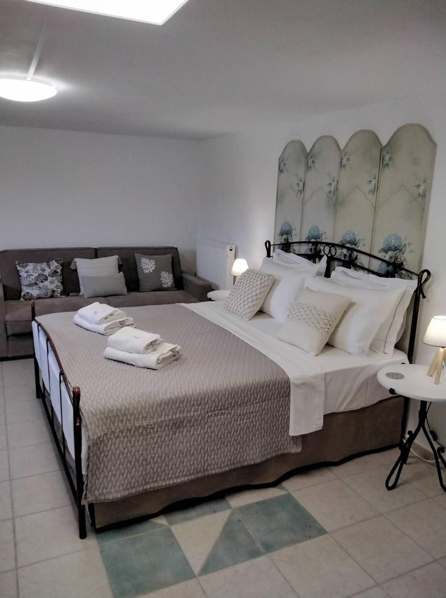Erifili Apartment