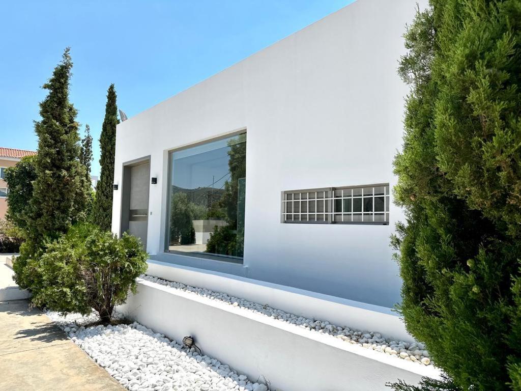 Villa Leblanc Luxurious Beachfront Villa, Gcollectiongr *