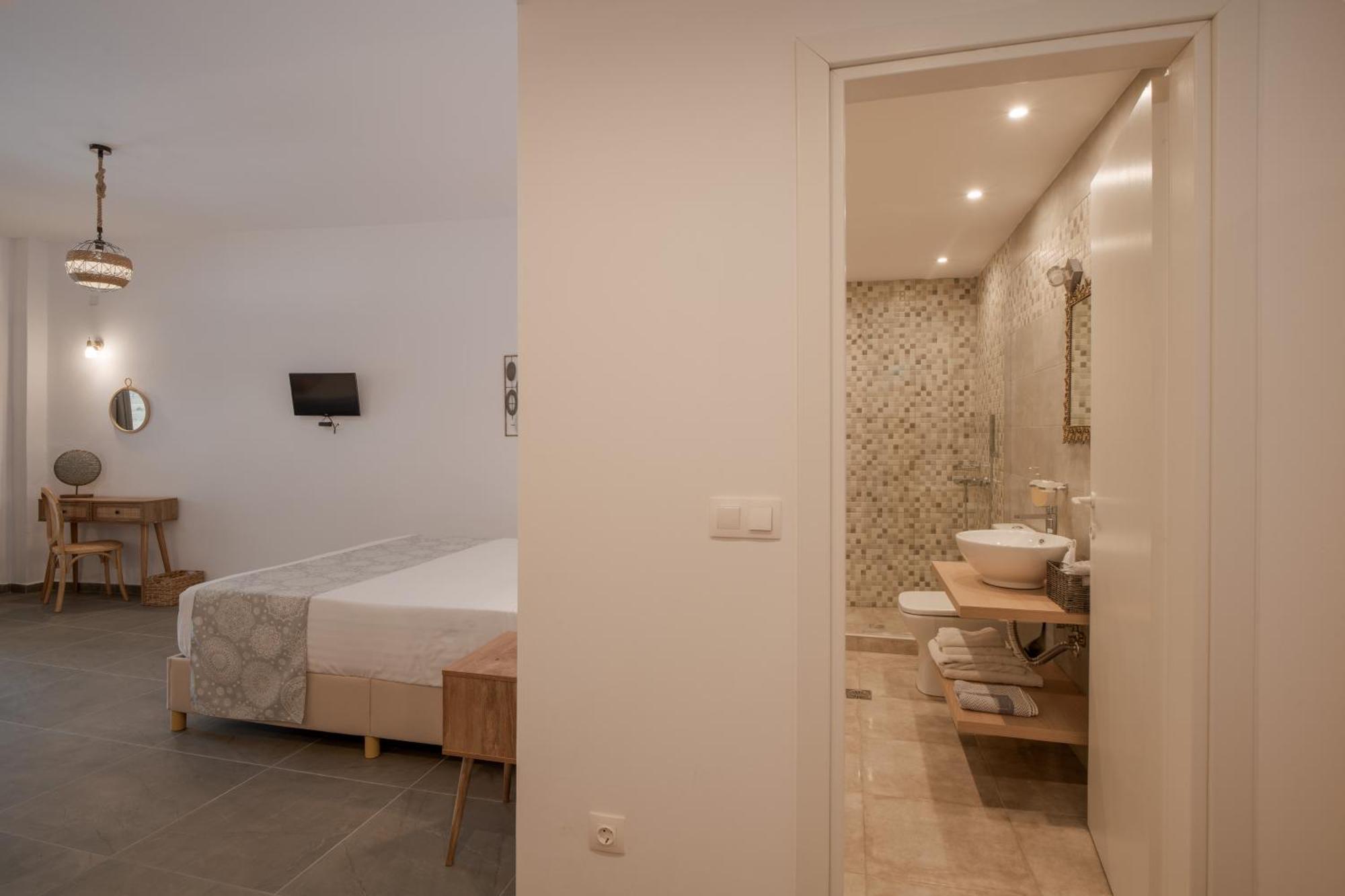 Levantes Hotel 2*