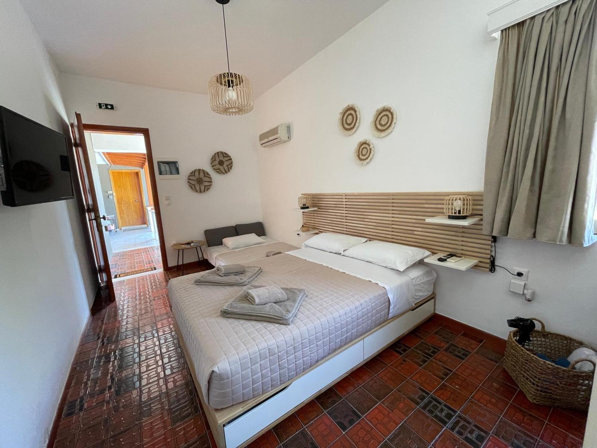 Gazonia Family Estate Guest house