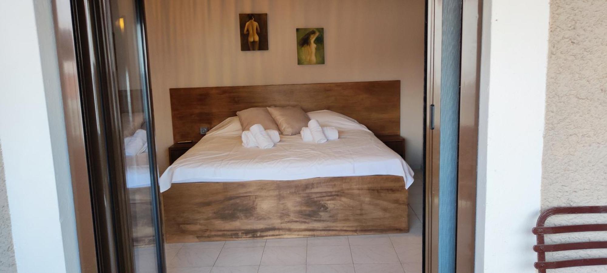 Apartment Vaggelio 3 *