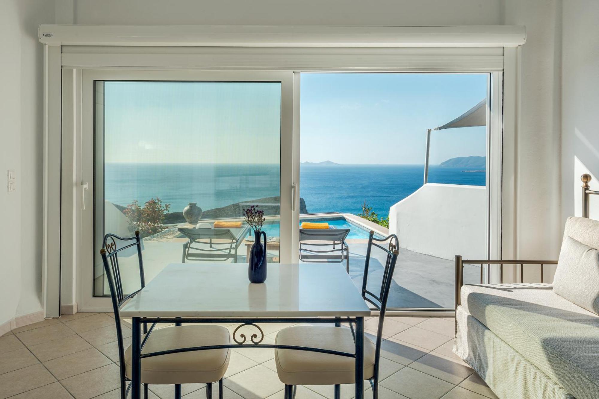 Apollon Village 3*
