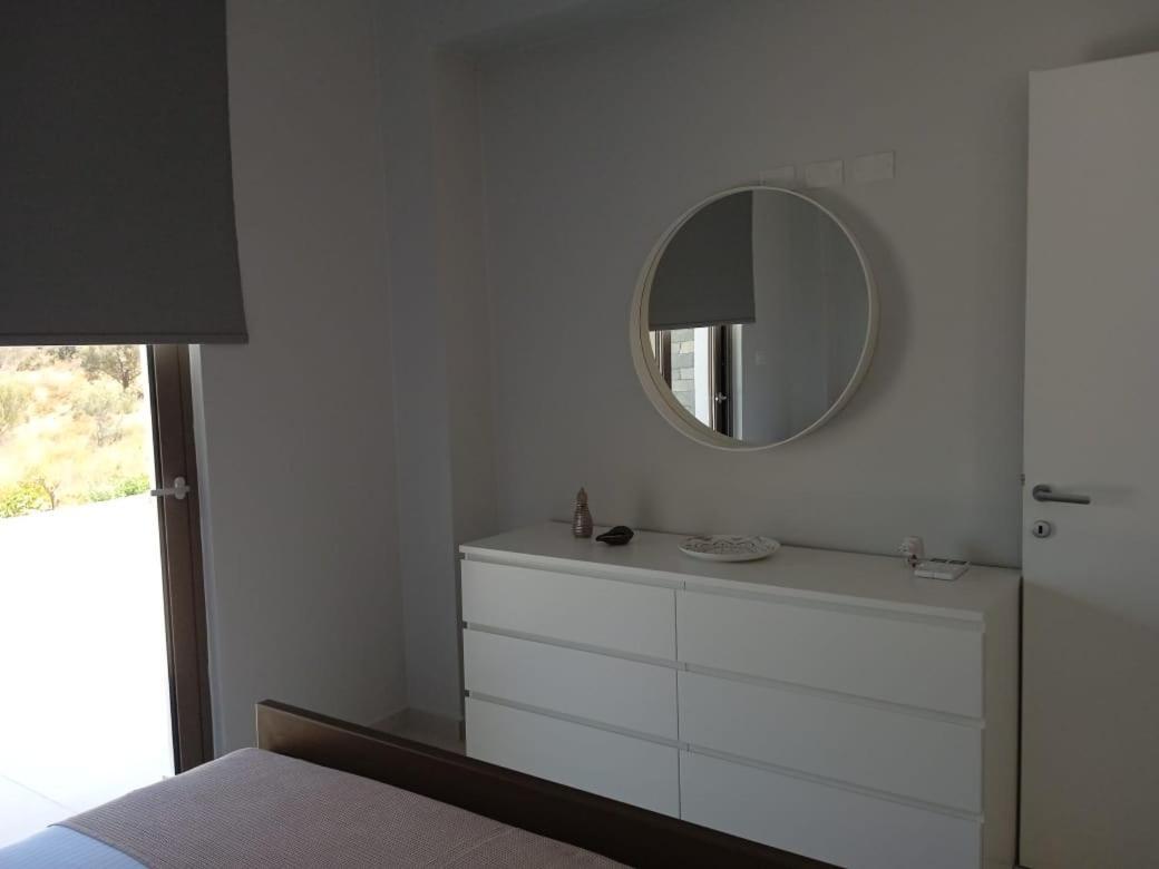 υπόσκαφα Cave Concept Apartment Ammouliani