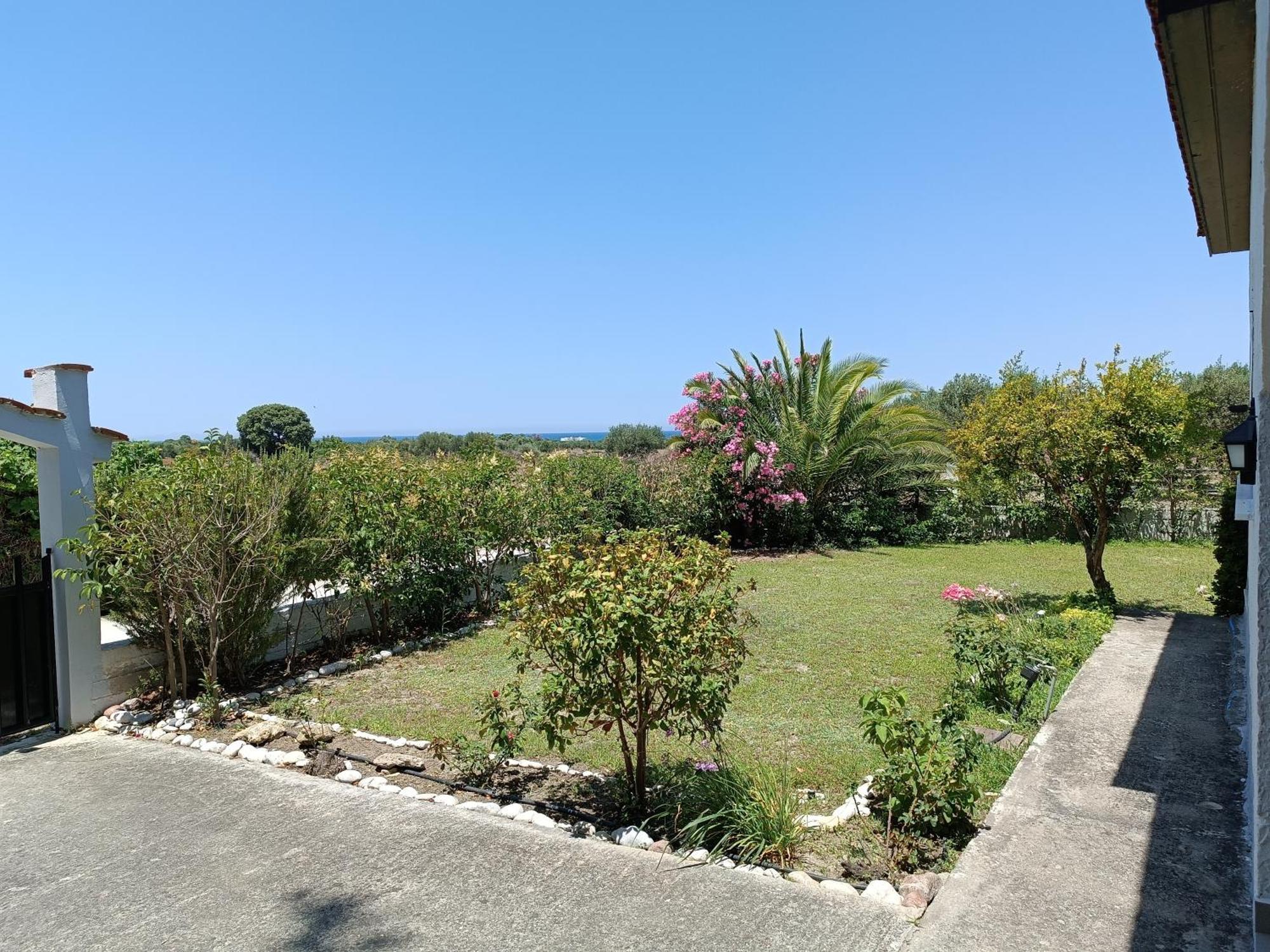 Alonia Summerhouse In Fanes