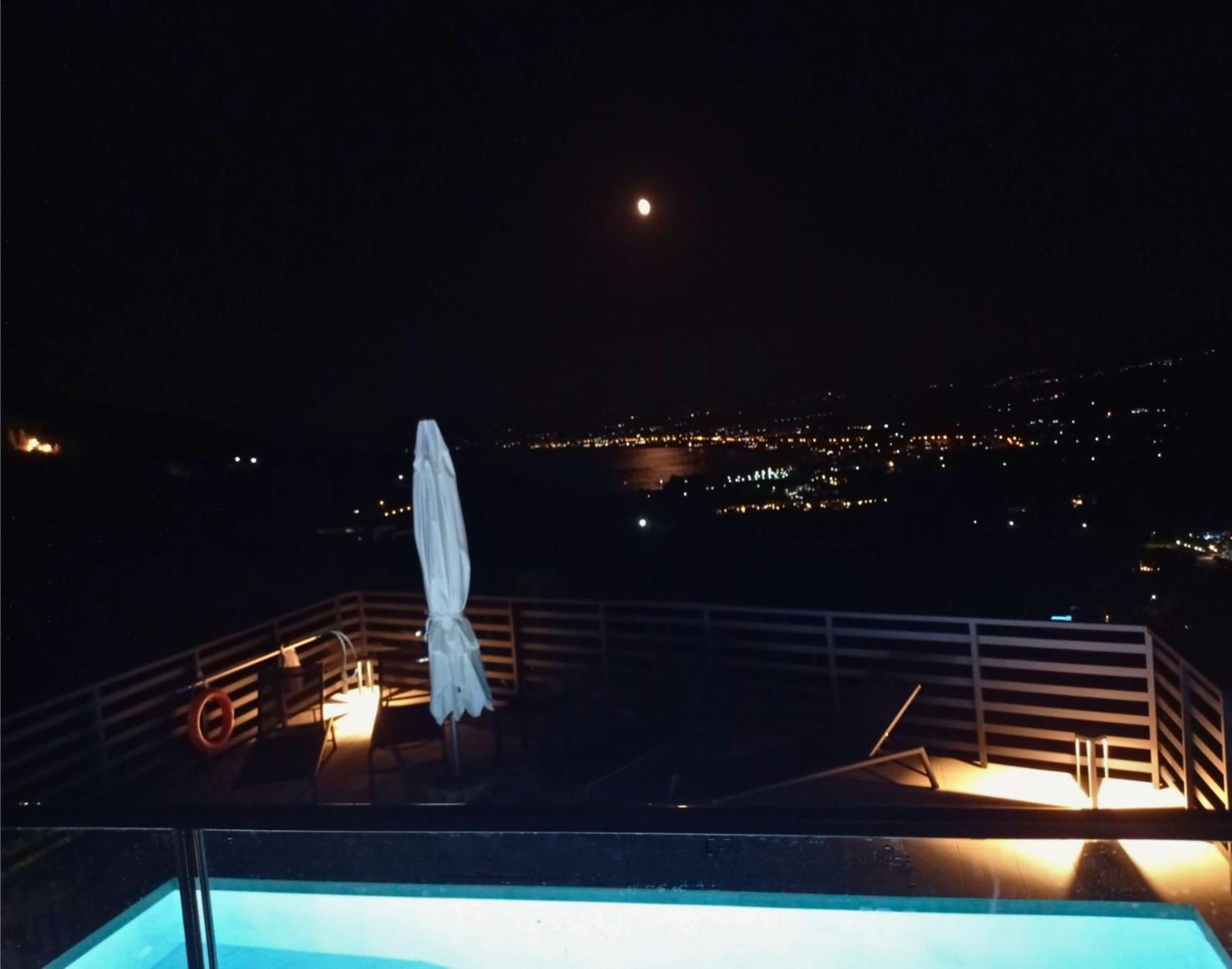 Argia With Private Pool
