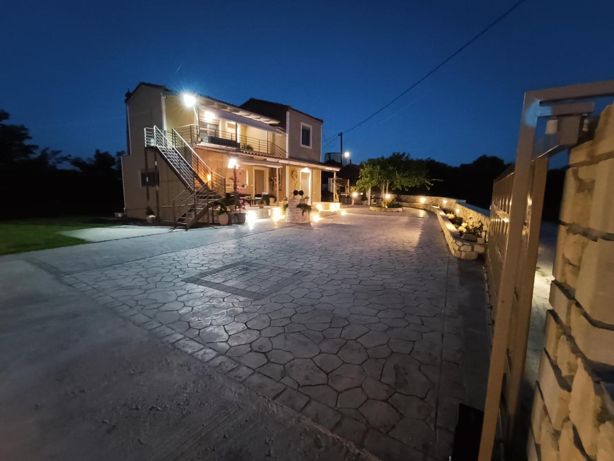 Villeta Nikol “νηνεμία” Holiday home Lixouri