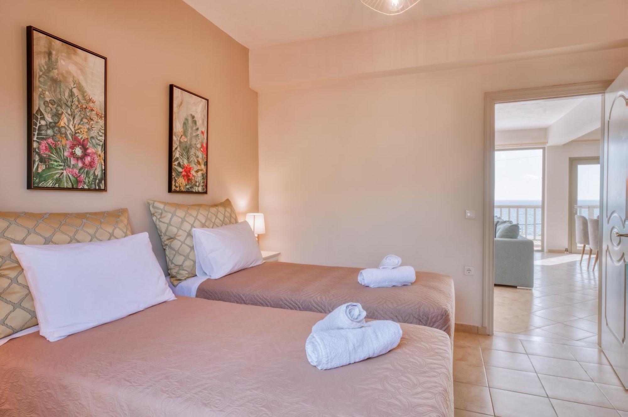 Roxa Apartment Agios Leon