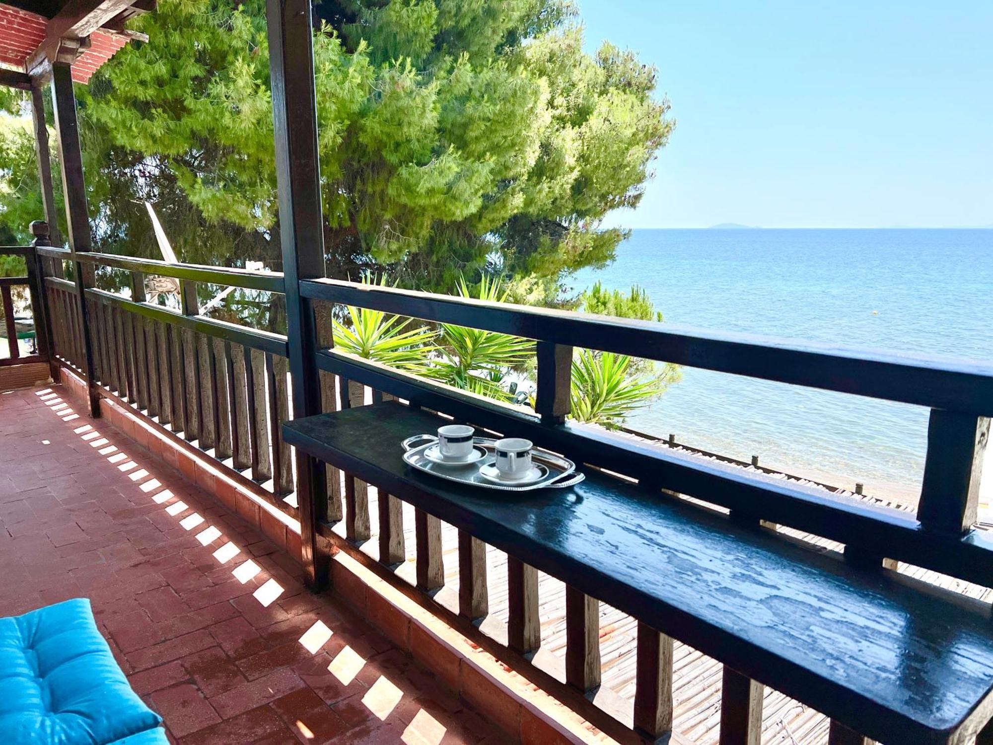 The House By The Sea * Metamorfosi (Sithonia)