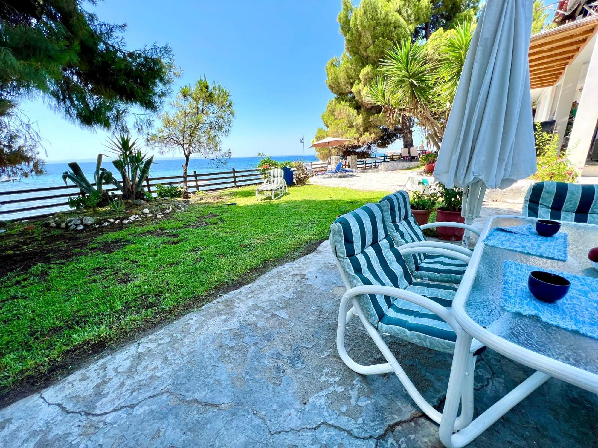 Apartment The House By The Sea