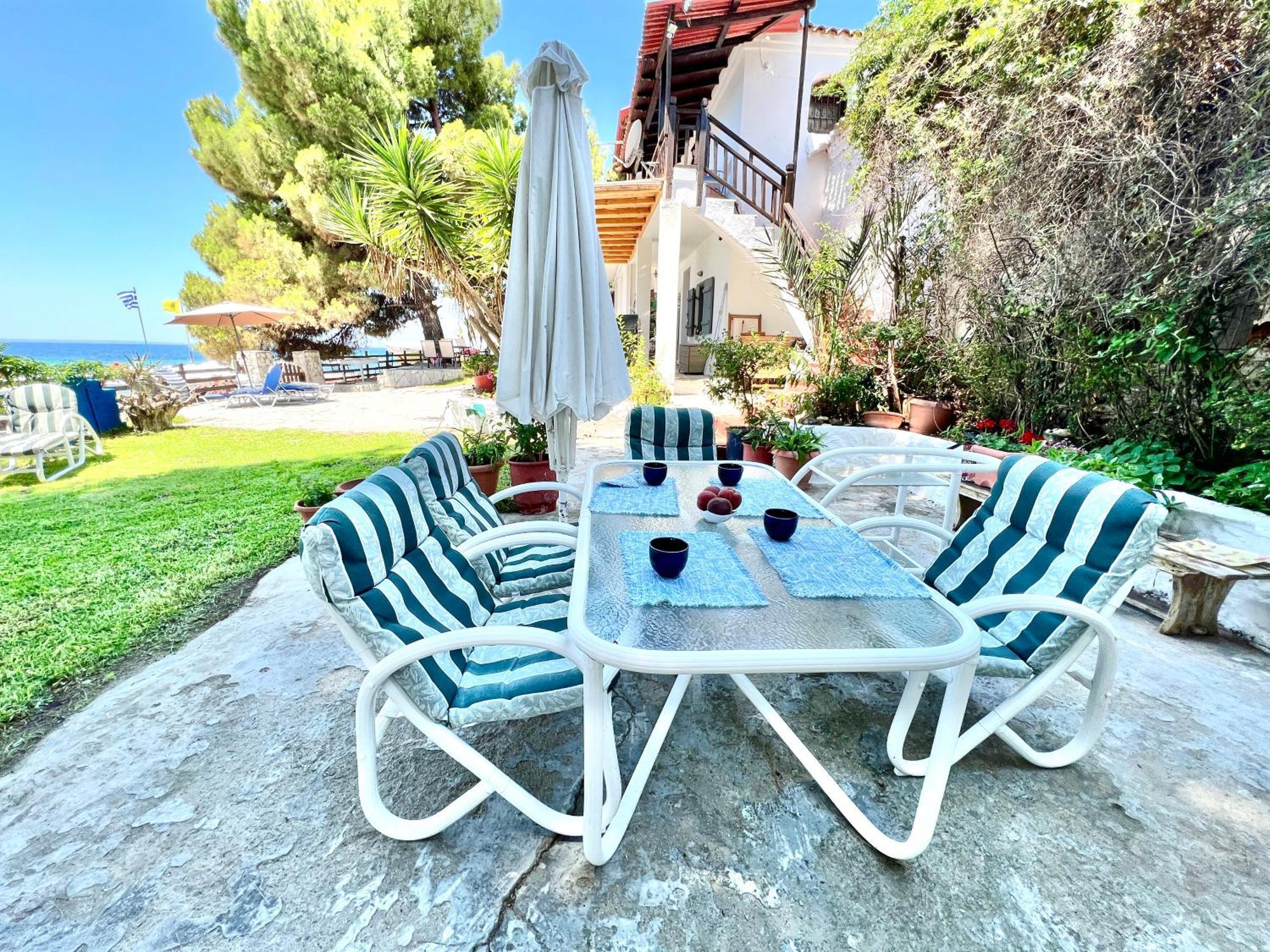 The House By The Sea Apartment