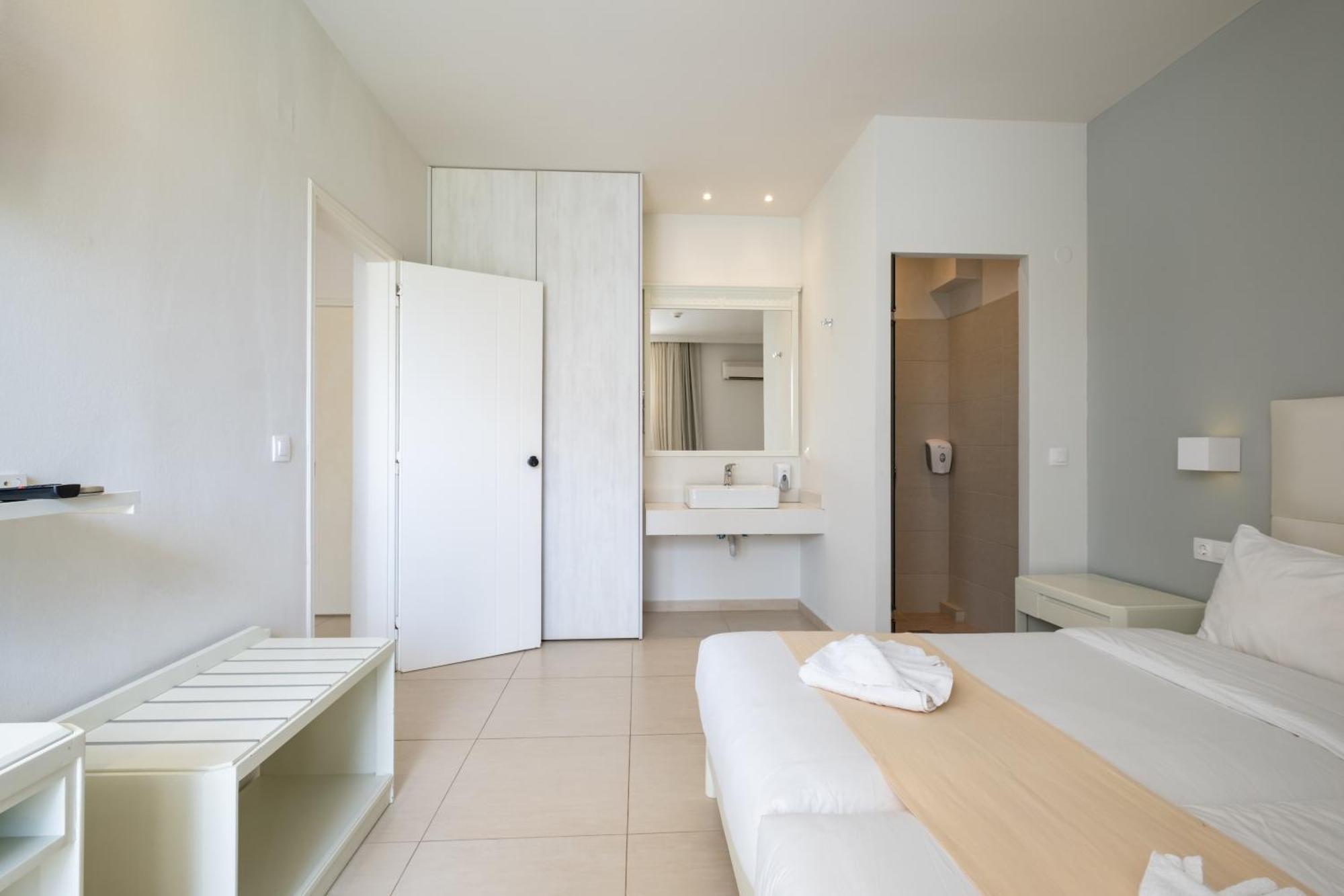 Dimitrios Adults Friendly 14 Hotel 4*